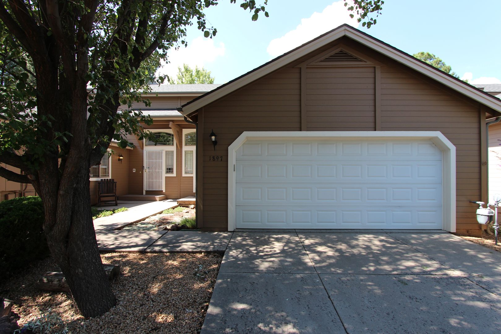 Flagstaff Townhome: 1897 W Camelot Dr