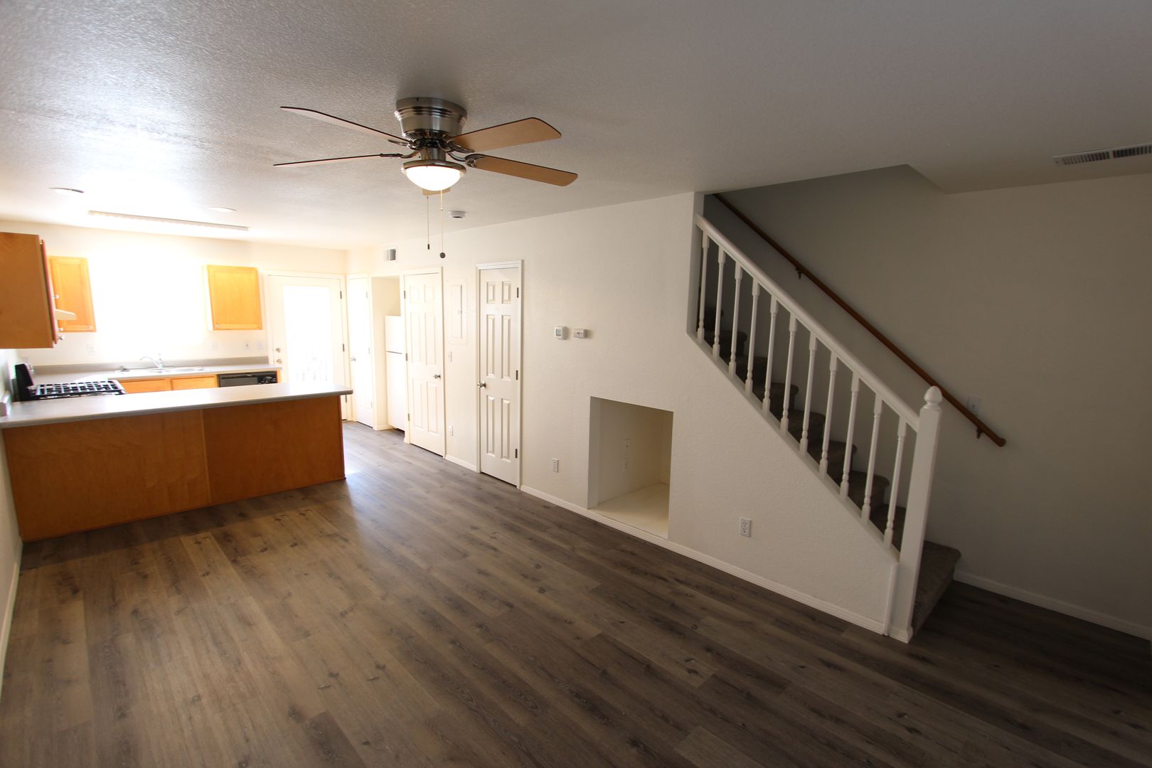 Flagstaff Apartment: 1906 N. Main St.