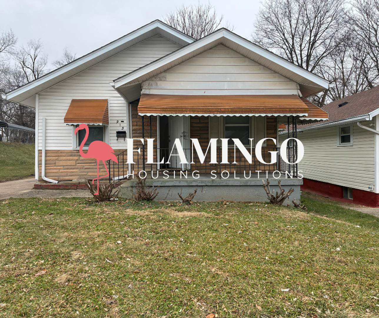 Dayton House: 913 Westwood Ave