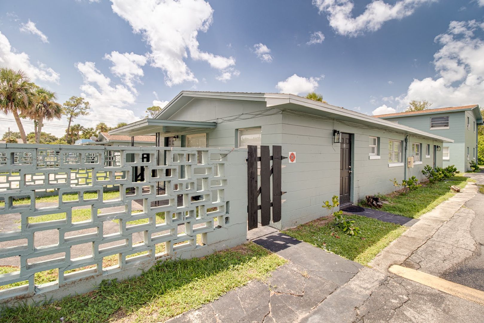 Cocoa Apartment: 1327 West Point Drive