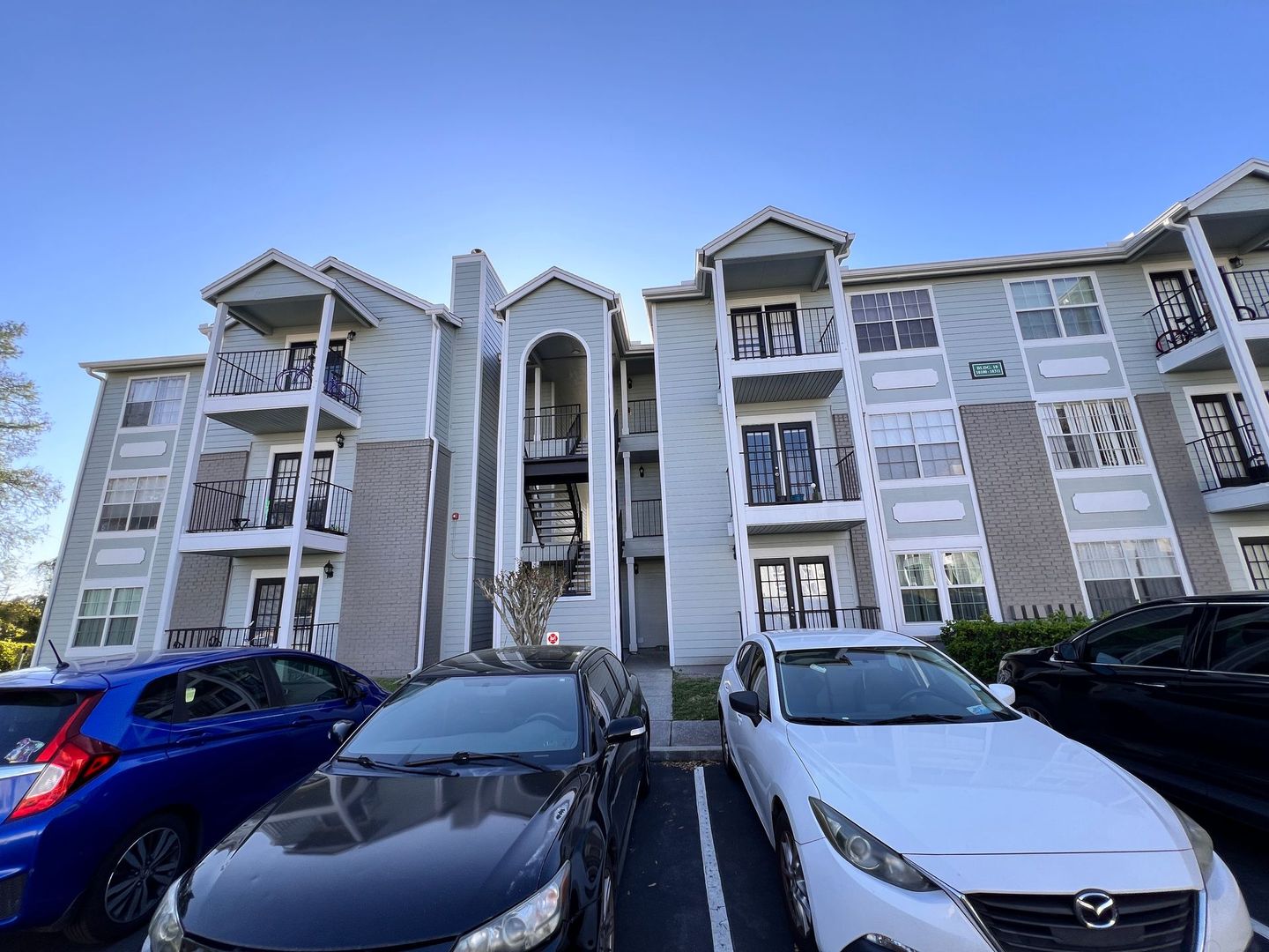 Orlando Apartment: 2550 N Alafaya Trail
