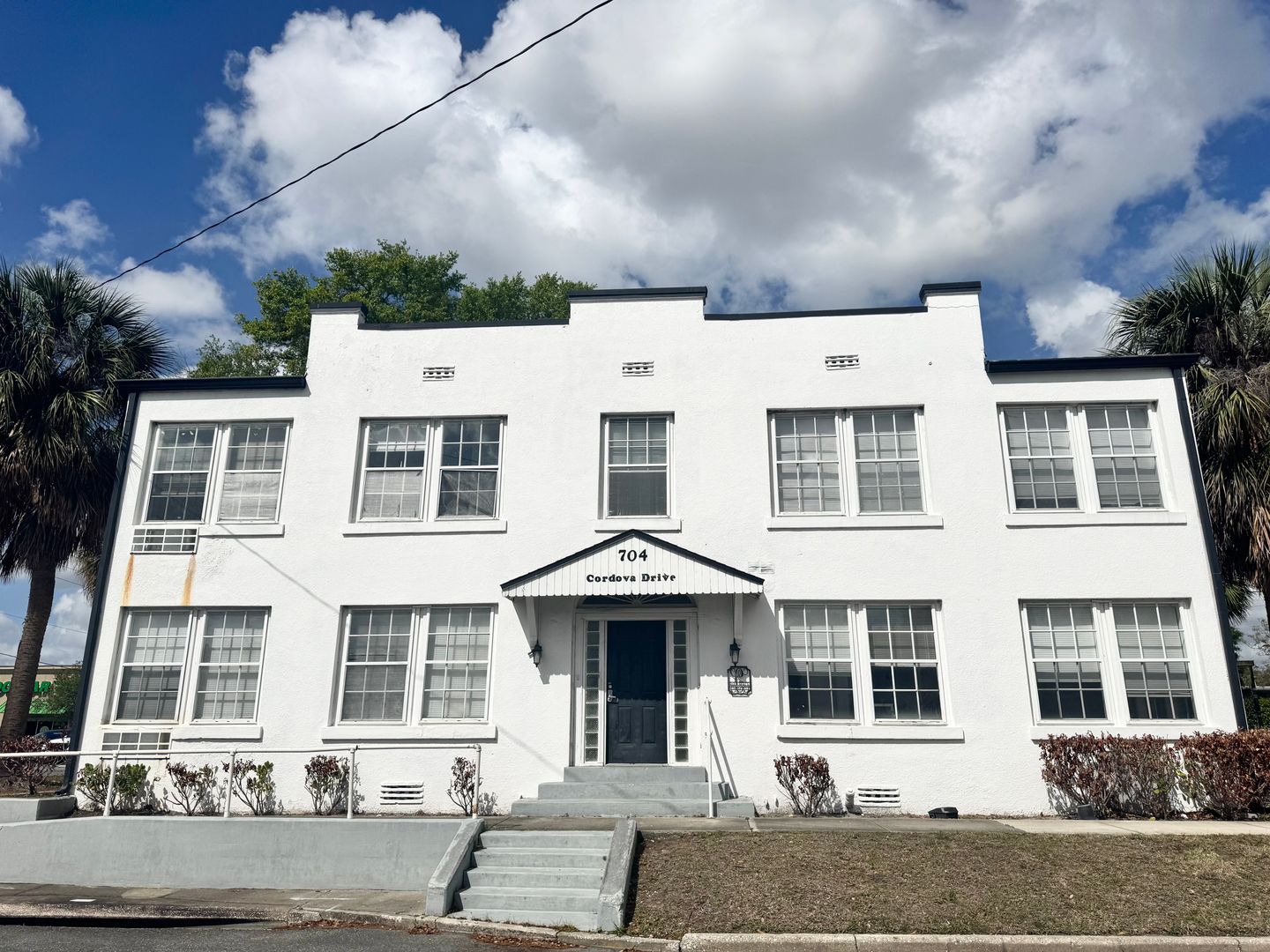 Orlando Apartment: 704 Cordova Drive #3