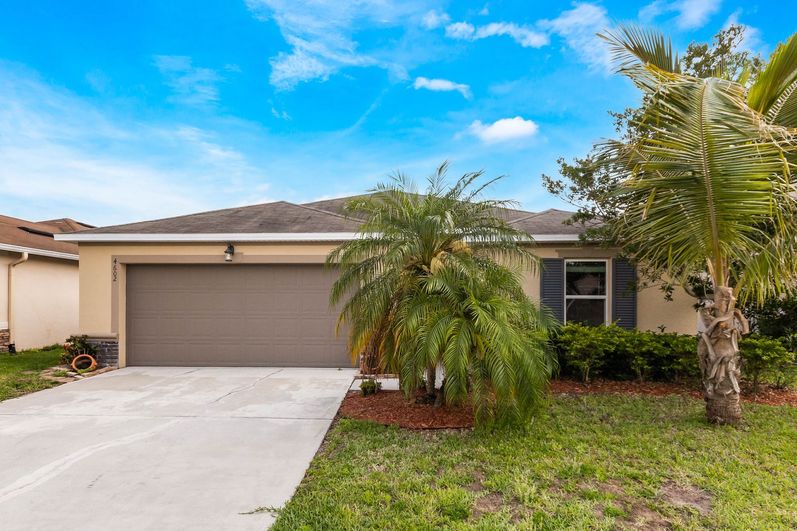 Saint Cloud House: 4602 Harvest Row Lane