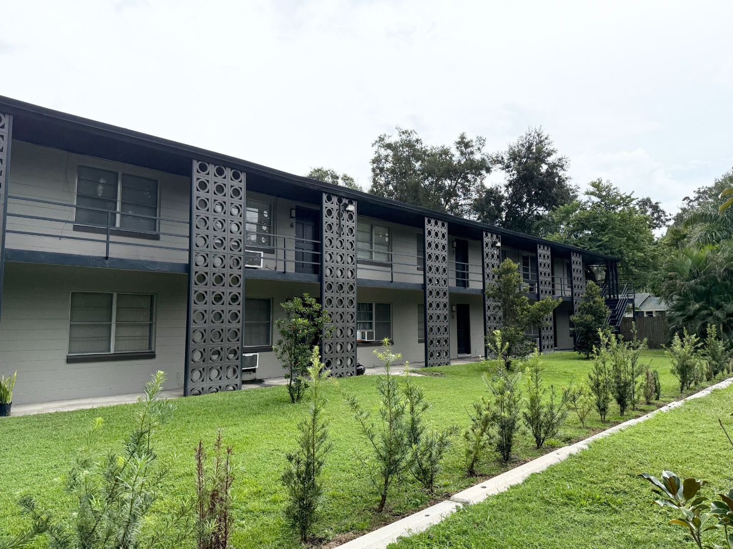 Orlando Apartment: 639 Ramona Lane #8