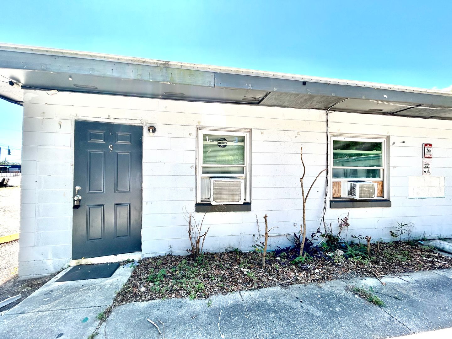 Daytona Beach Apartment: 430 N. Charles Street Unit 9