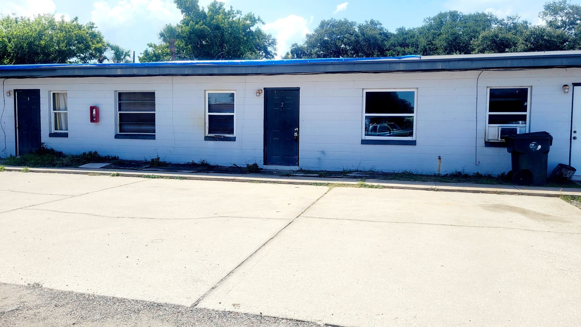 Daytona Beach Apartment: 424 N. Charles Street Unit 05