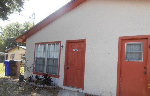 2 Bedrooms Duplex Located in Kissimmee! – photo 1