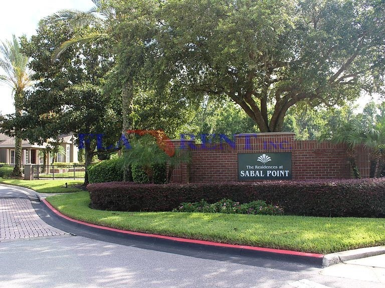 Longwood House: 400 Summit Ridge Place #210