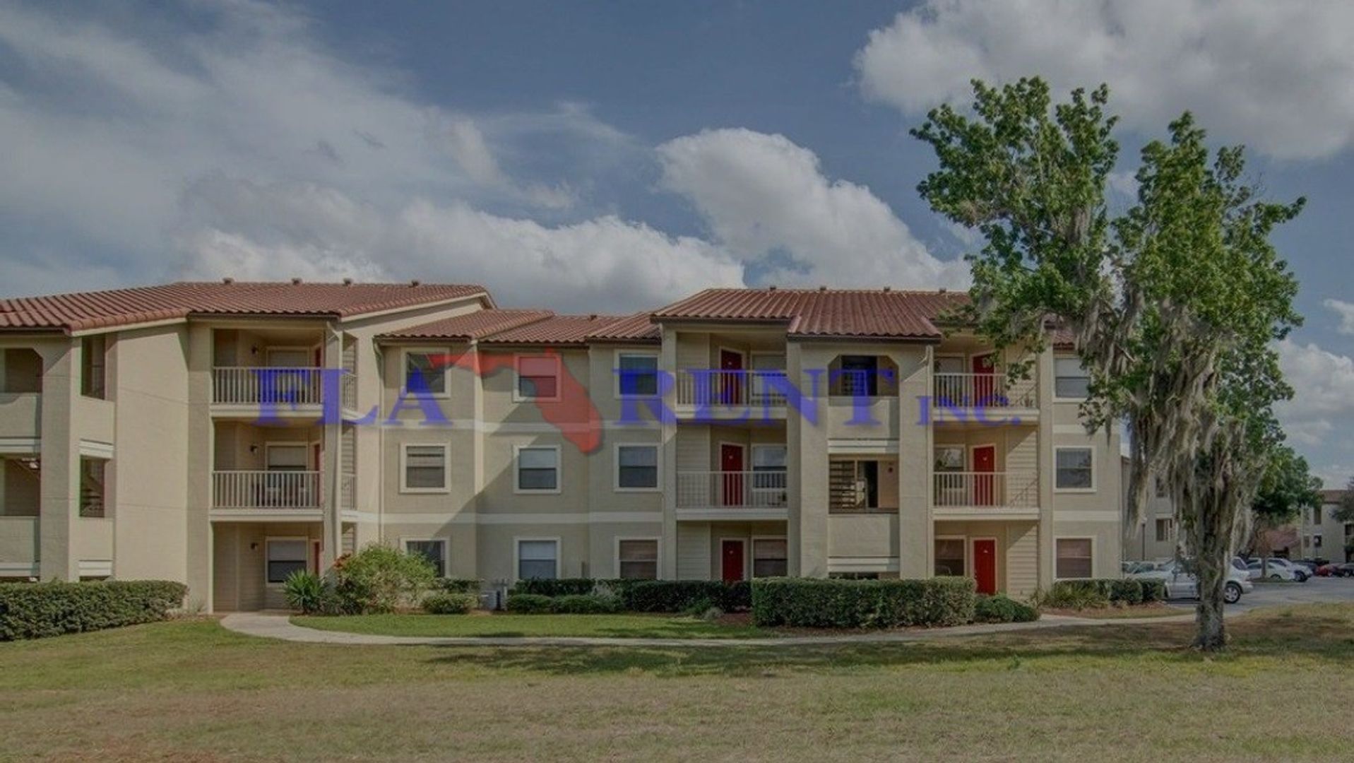 Kissimmee Condo: 3028 Pkwy Blvd Bldg 500 #305