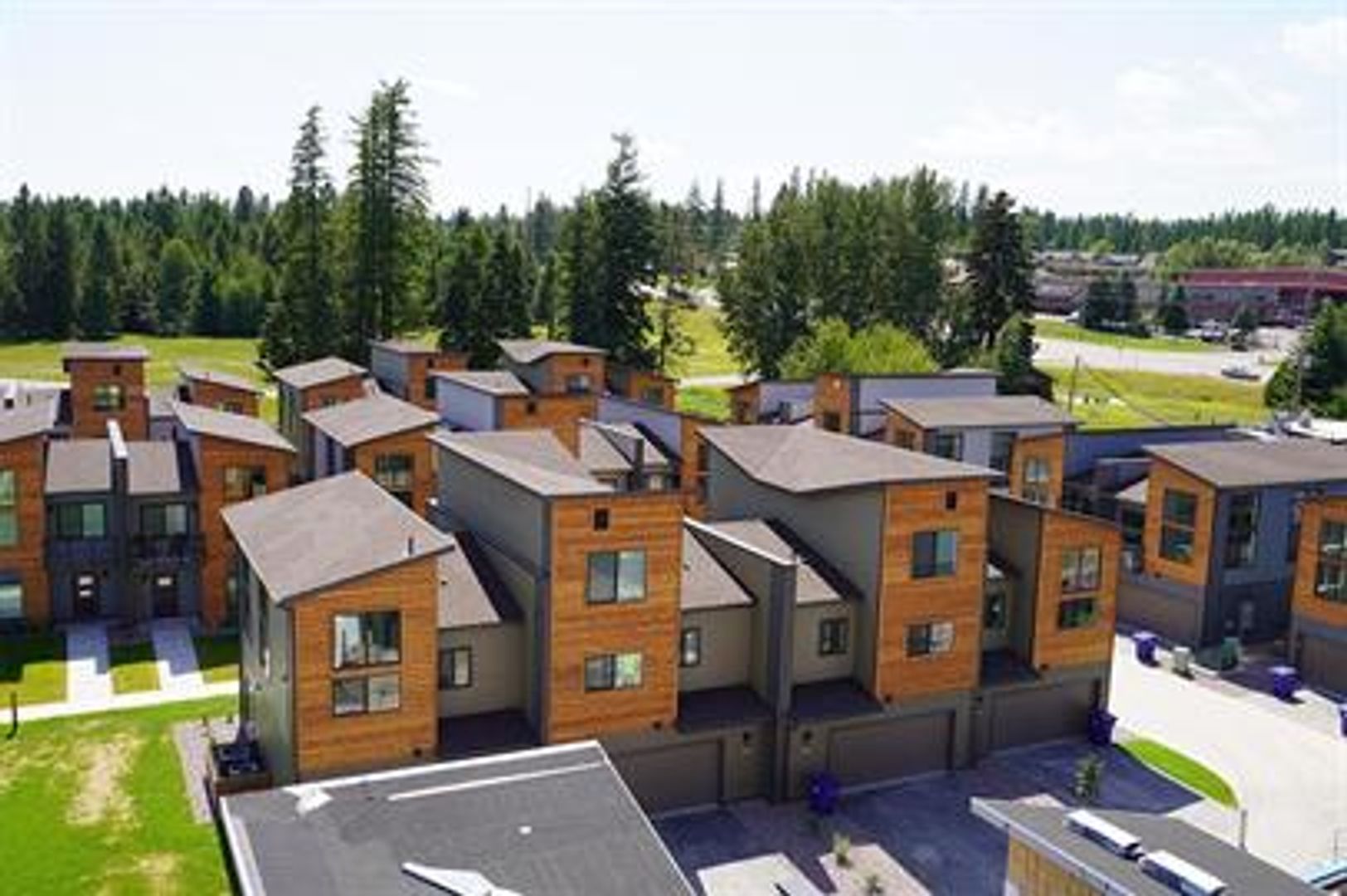 Whitefish House: 240 Blackberry Loop