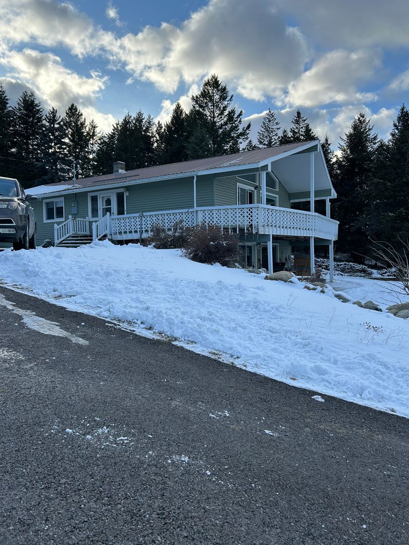 Kalispell House: 180 Kookoosint Trail