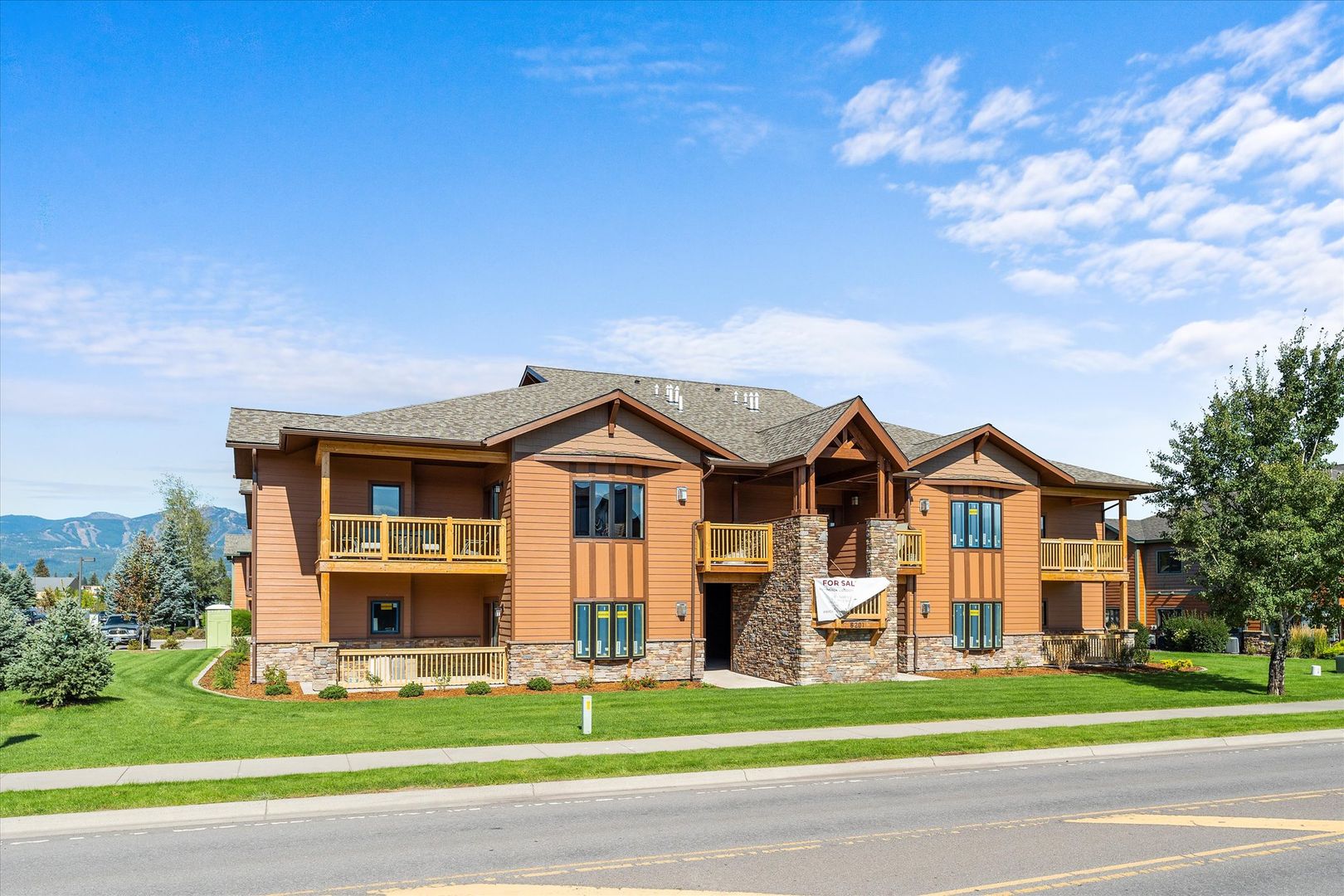 Whitefish House: 6201 Shiloh