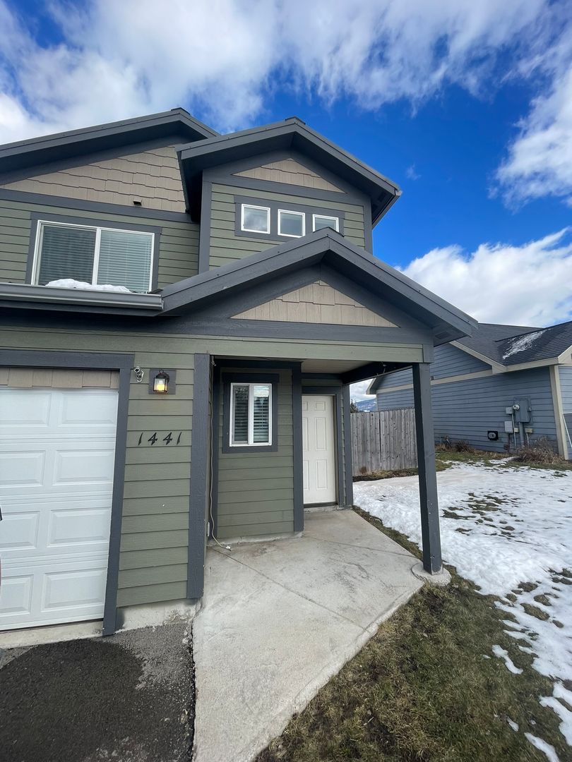 Columbia Falls House: 1441 11th St W