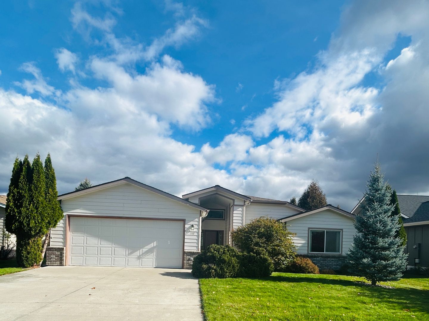 Kalispell House: 117 Palmer Drive