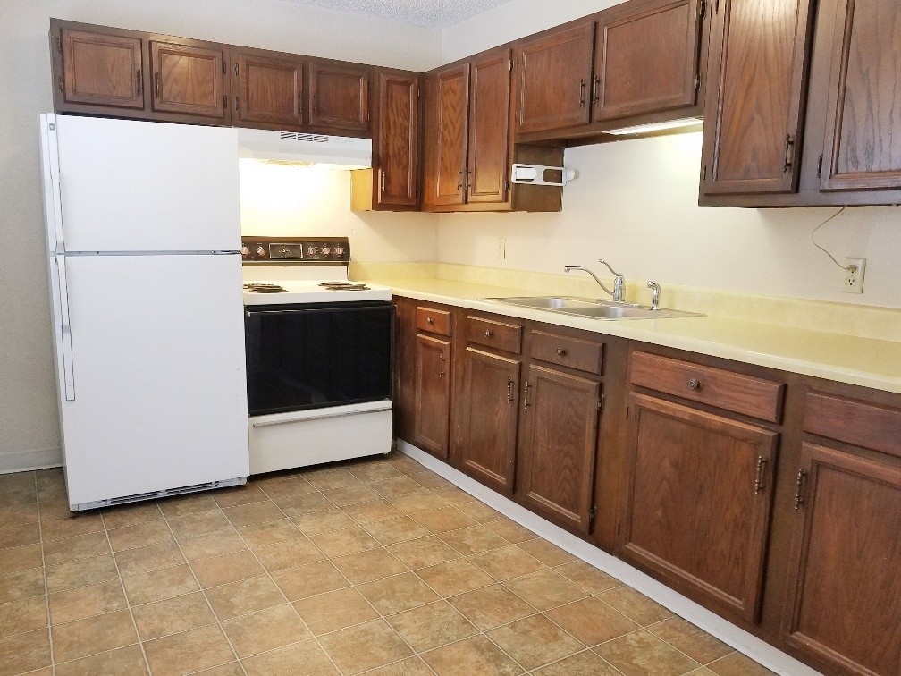 Kalispell Apartment: 222 10th Ave West