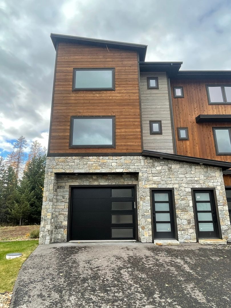 Whitefish House: 1950 Whitefish Avenue