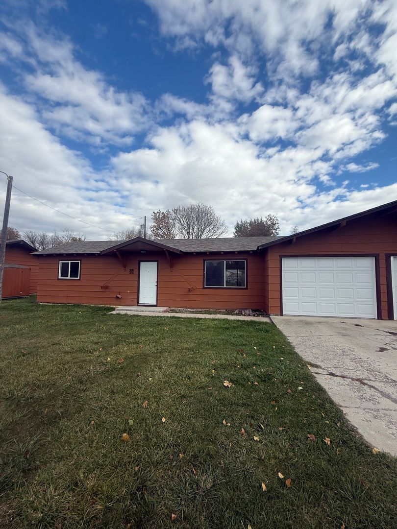 Kalispell Apartment: Conrad Drive