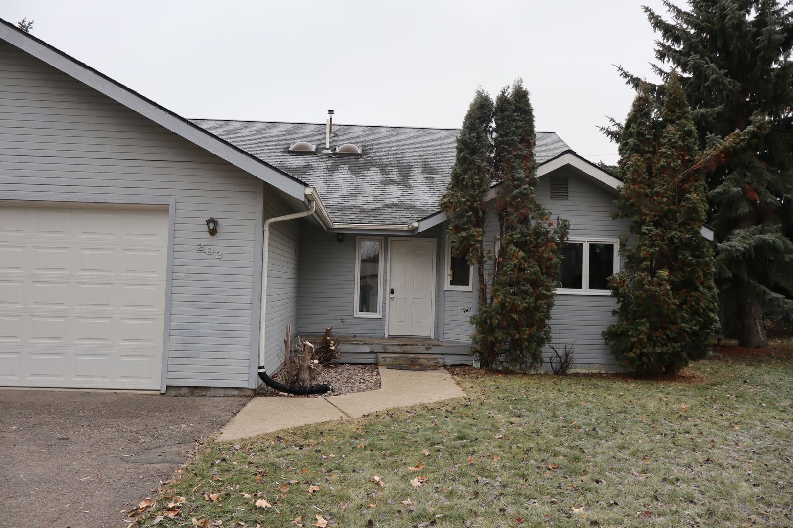 Kalispell House: 202 Arbour Drive
