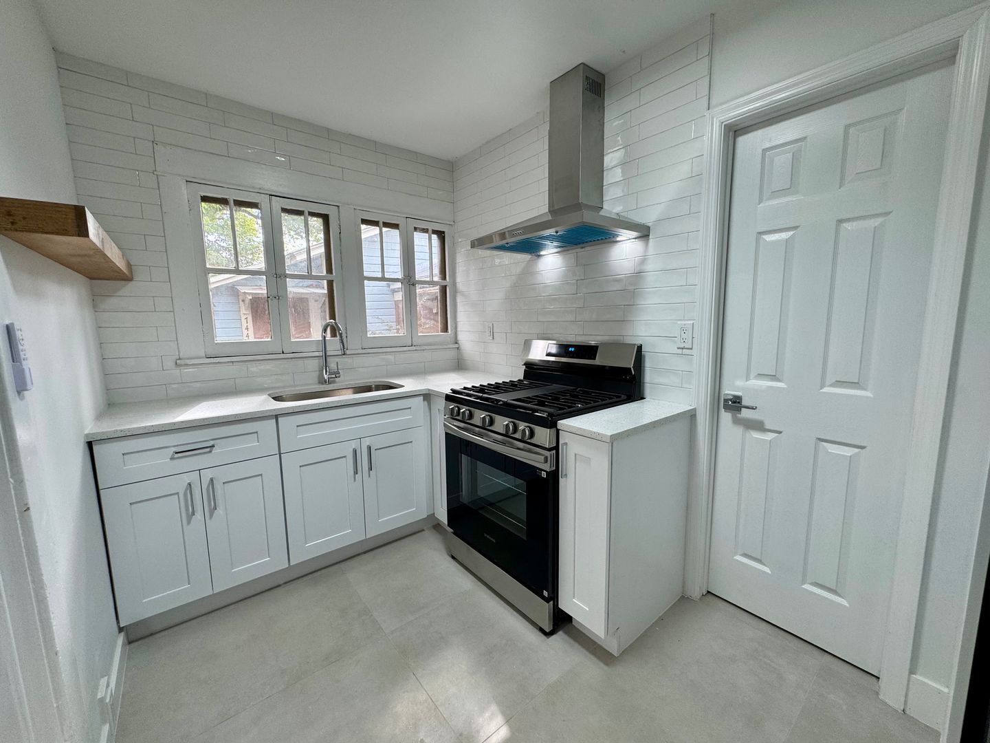 Lakeland Apartment: 732 S Johnson Ave