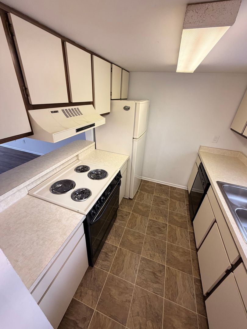 Ocala Townhome: 2201 SE 14TH Ave