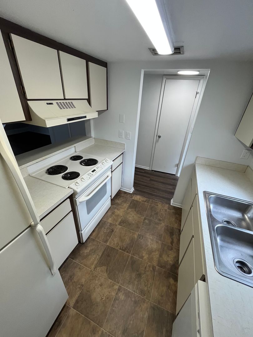 Ocala Townhome: 2201 SE 14TH Ave