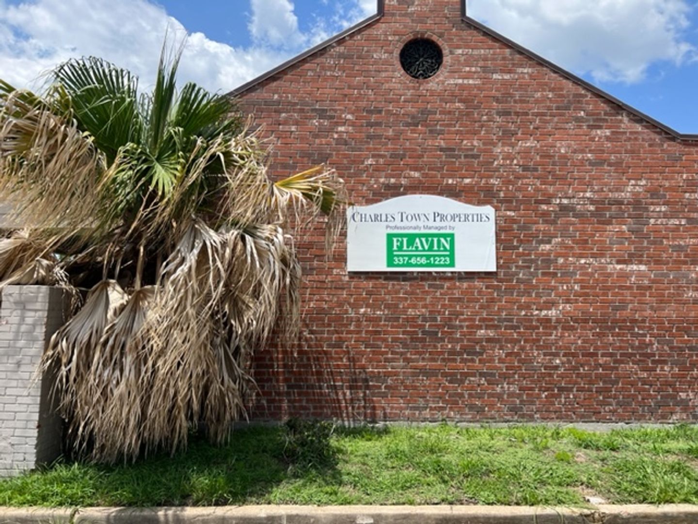 Lake Charles Apartment: 508 W Lagrange Street