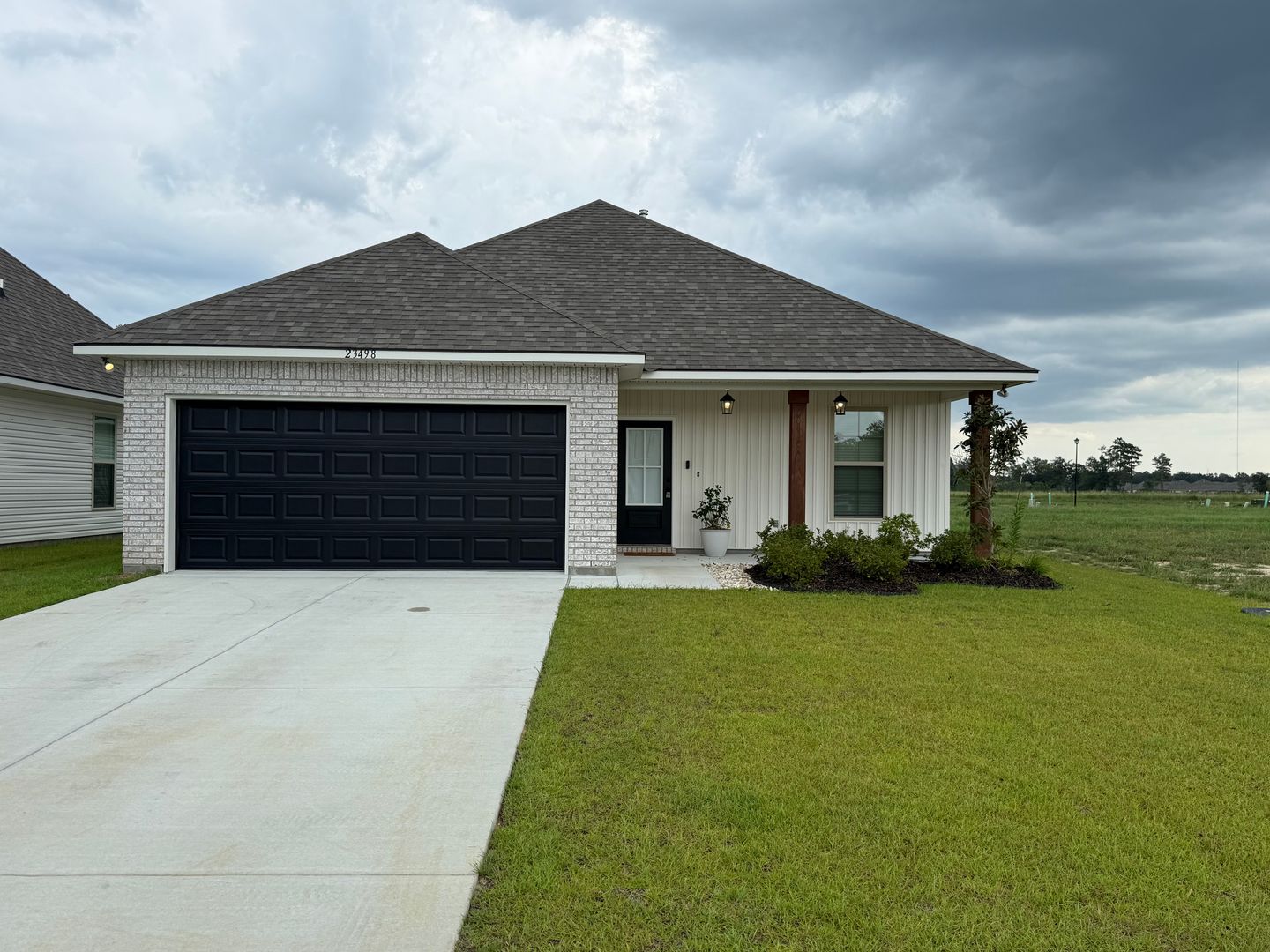Denham Springs House: 23498 Ryder Dr