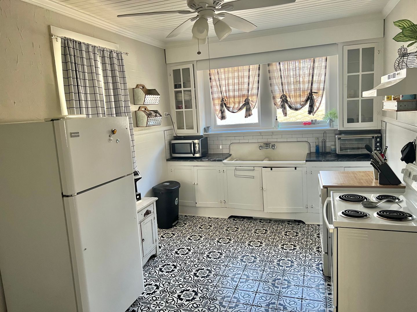 Baton Rouge Apartment: Oleander Complex