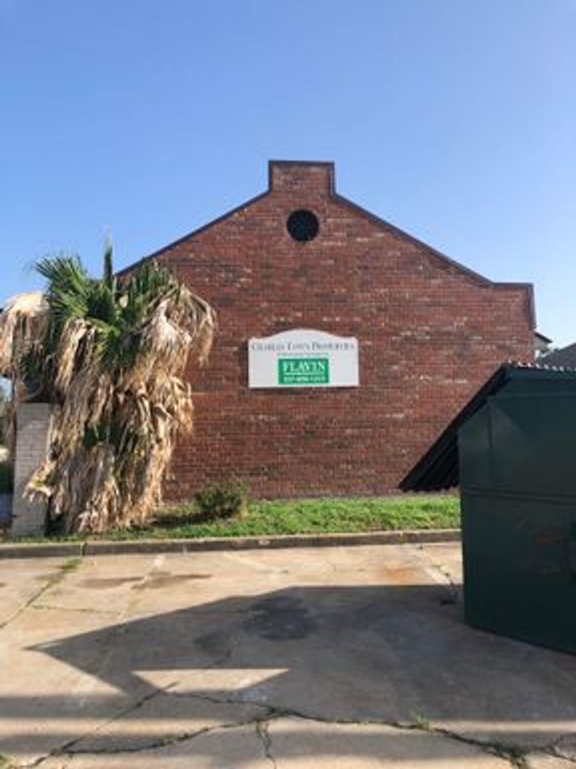Lake Charles Apartment: 508 W Lagrange Street