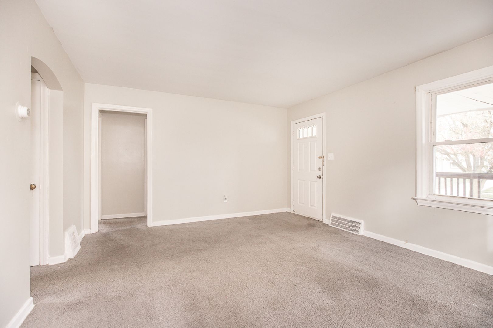 Cleveland House: 12205 Marne