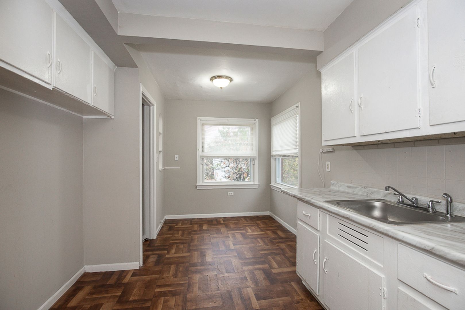 Cleveland House: 3943 E 176