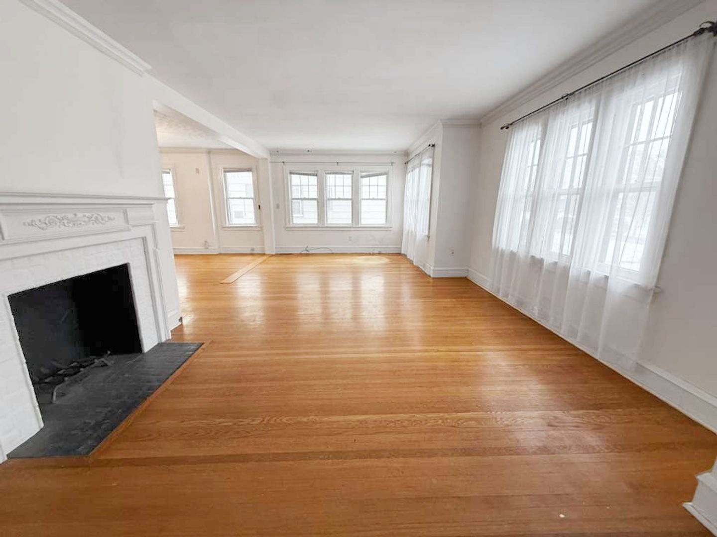 Shaker Heights Apartment: 18231 Winslow