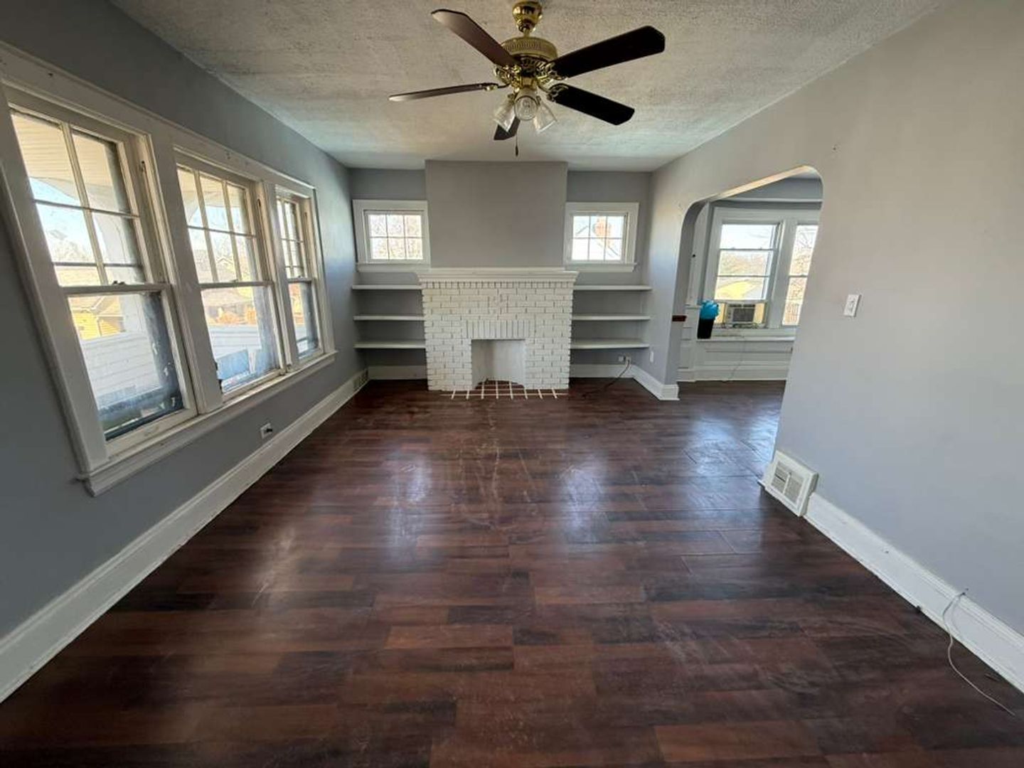 Garfield Heights Apartment: 4913 E 85