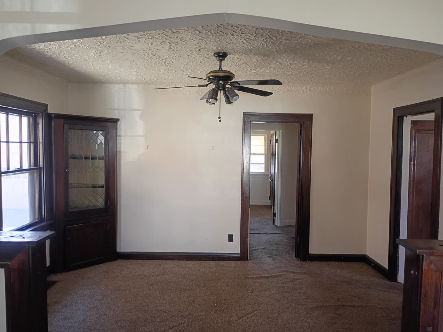 Cleveland Apartment: 17926 East Park