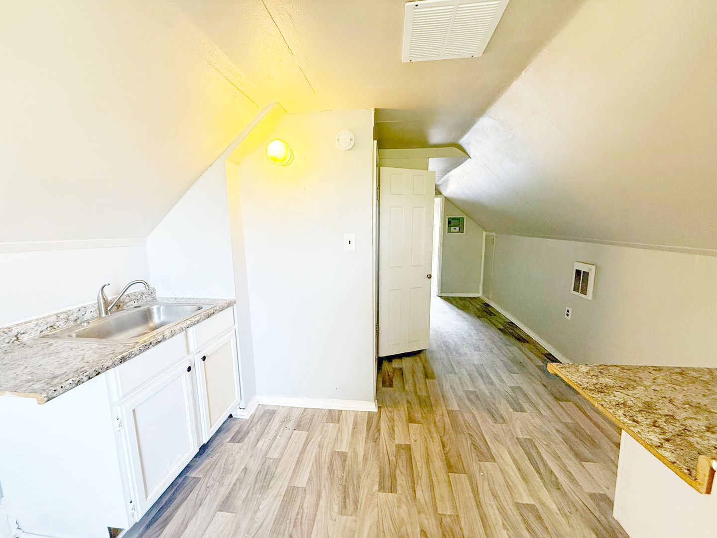 Garfield Heights Apartment: 8505 Garfield