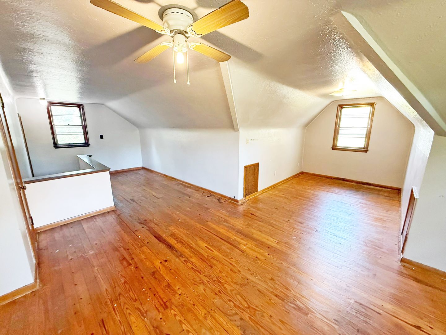 Maple Heights House: 15504 Raymond