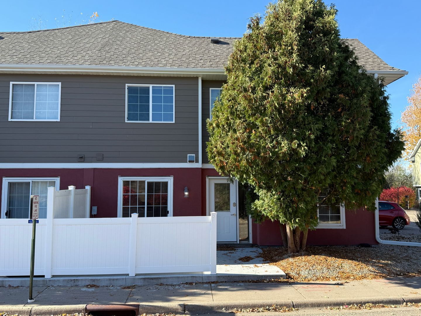 Minneapolis Townhome: 7131 Excelsior Way