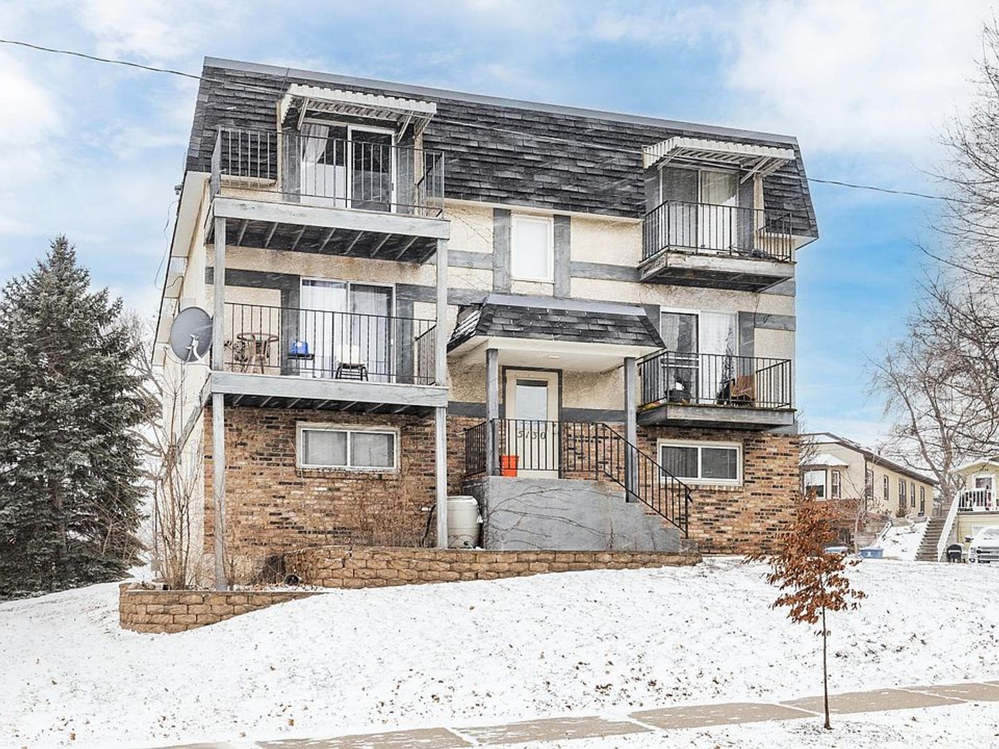 Minneapolis Condo: 5130 Hiawatha Avenue