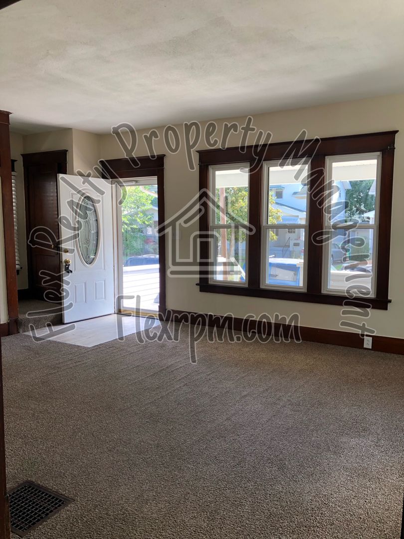 TOLEDO House: 4129 ASBURY