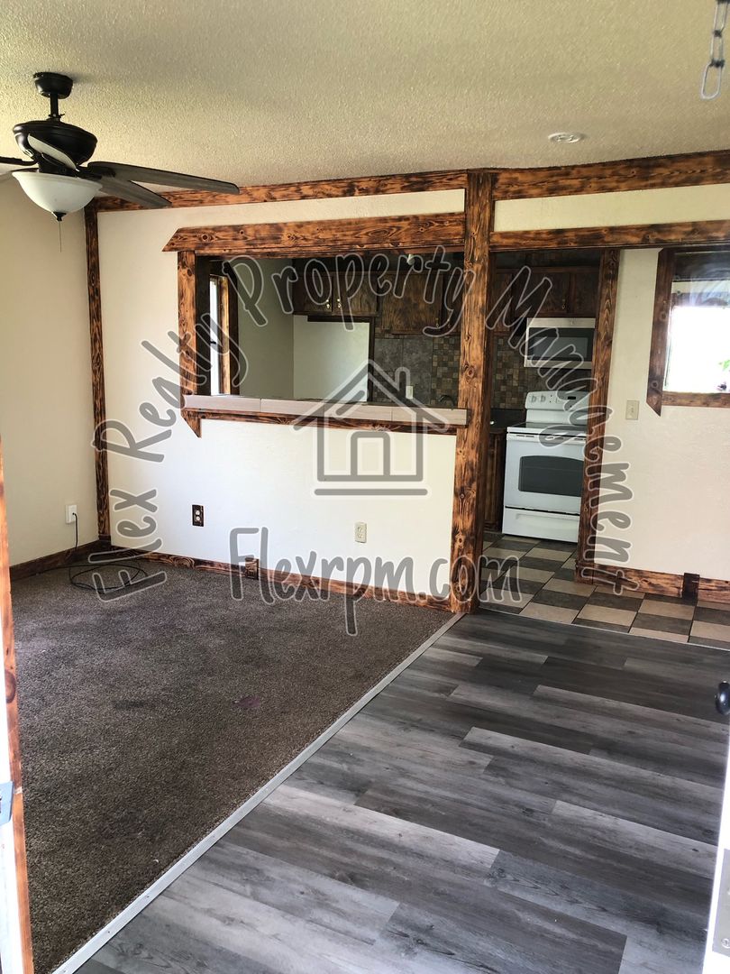 TOLEDO Apartment: 1112 BRONSON