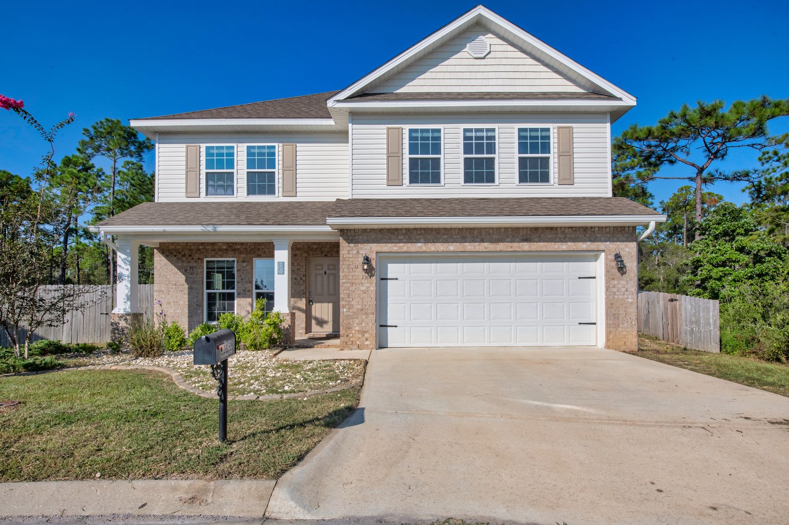 Pensacola House: 8645 Bucklebury Drive