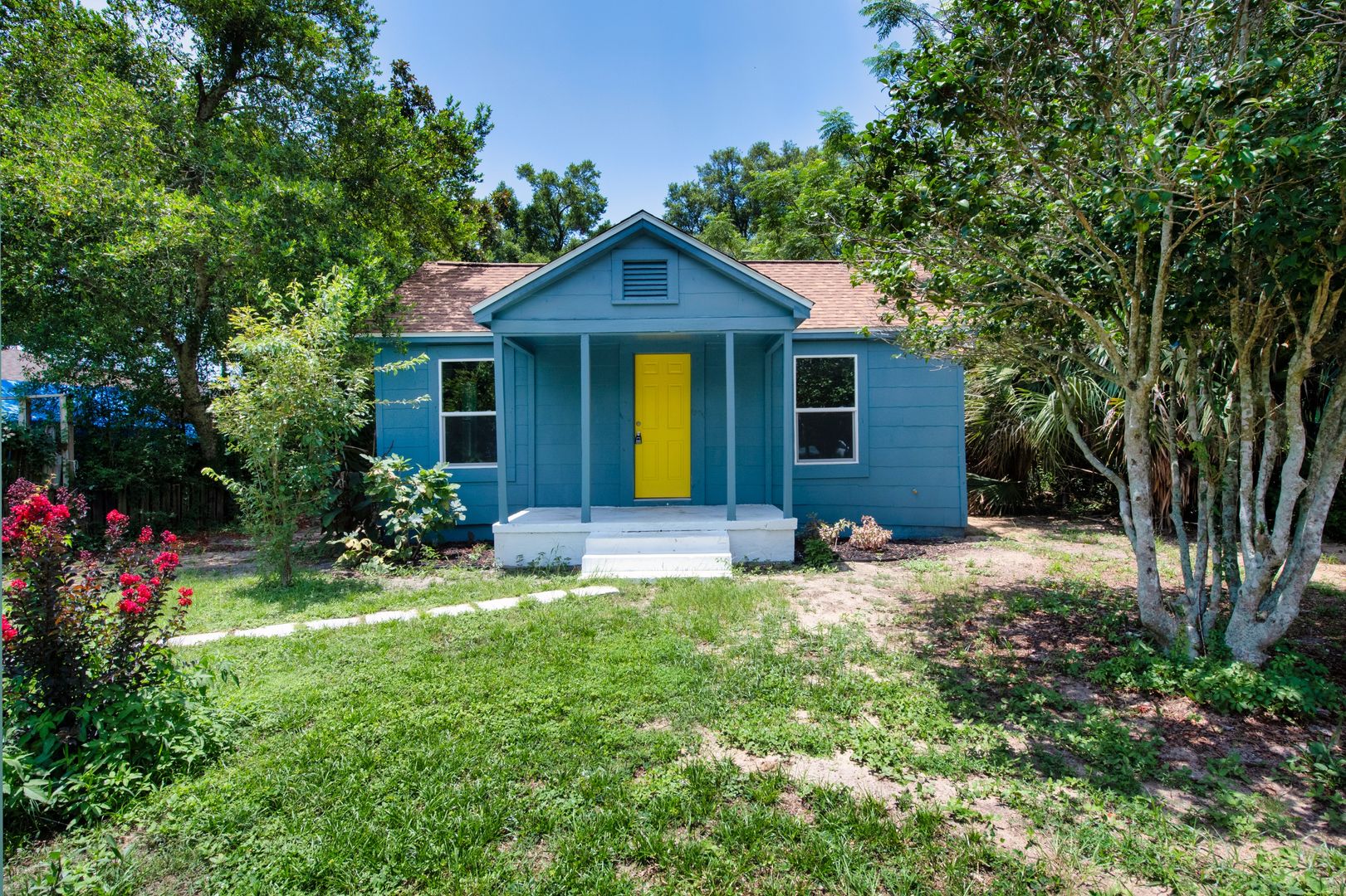 Pensacola House: 211 Broadmoor Ln