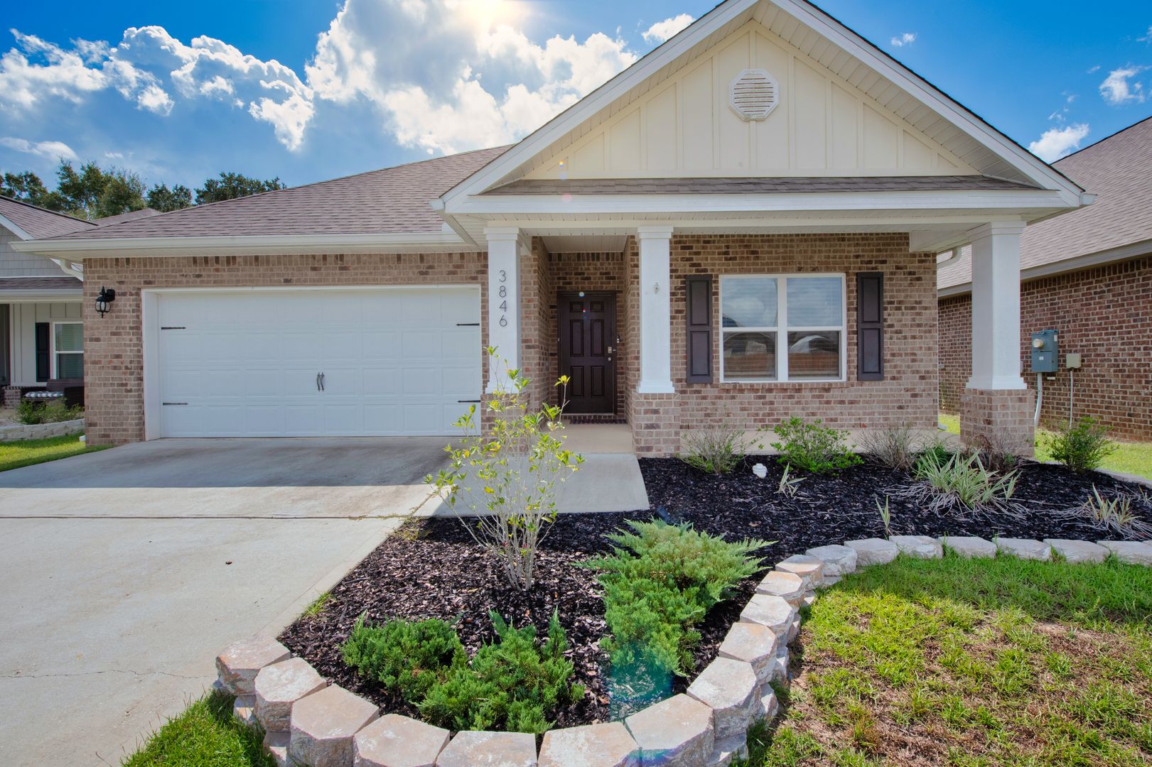 Milton House: 3846 Hawks Landing Circle