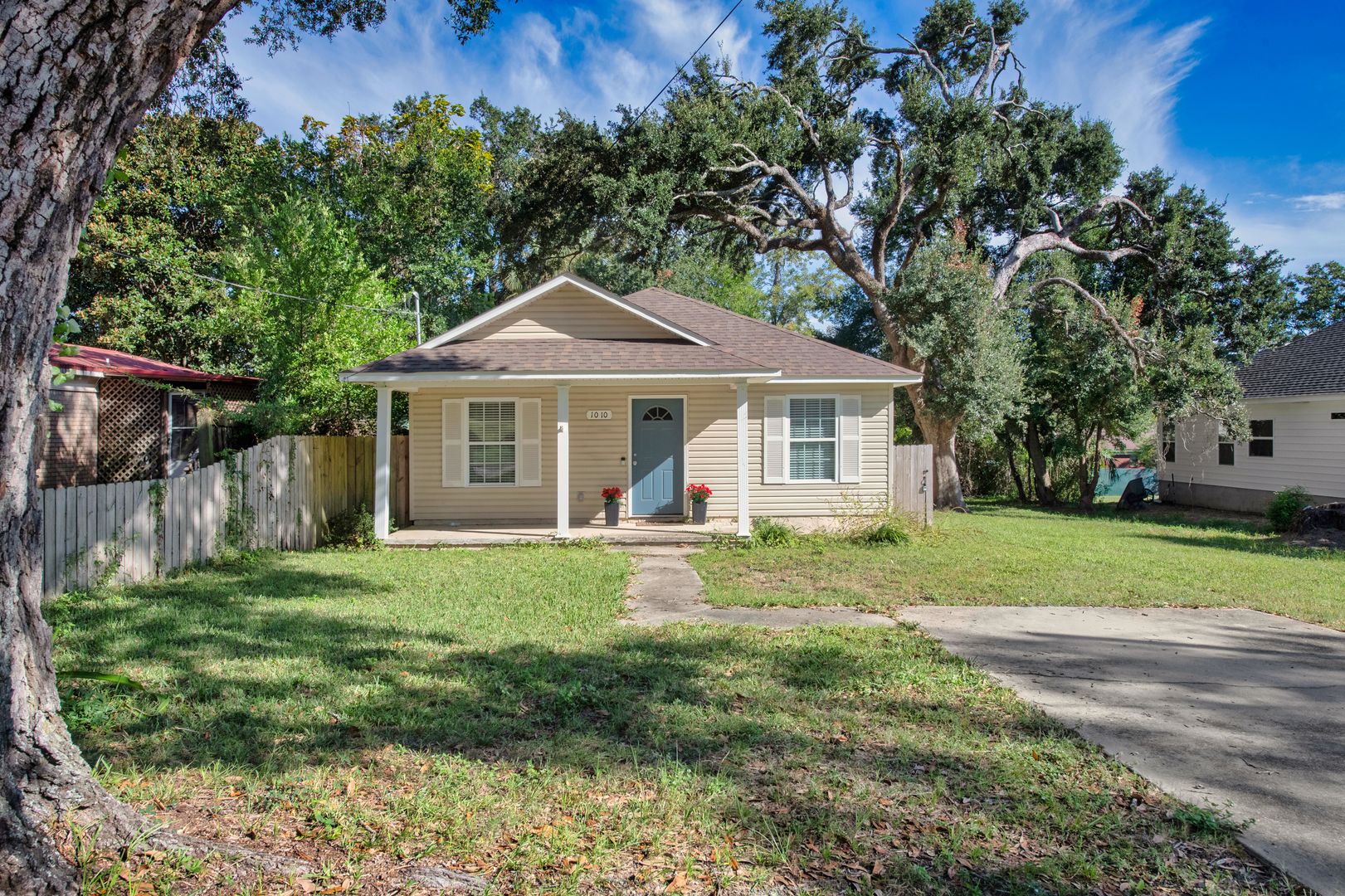 Pensacola House: 1010 W Lloyd Street