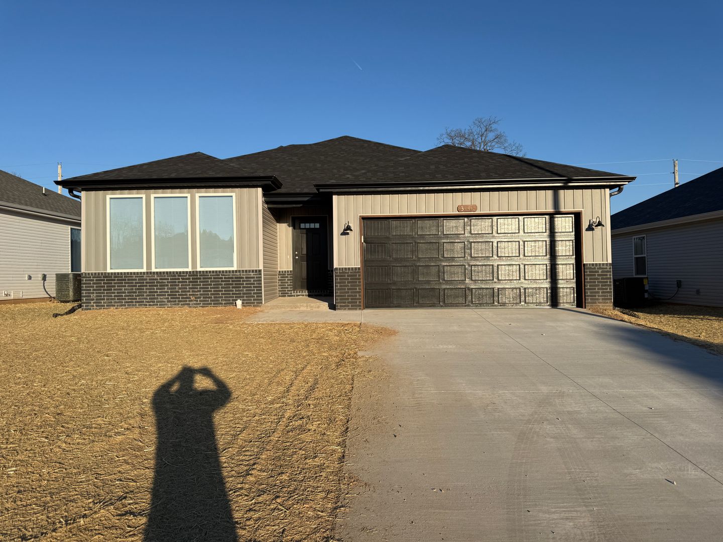 Springfield House: 3440 North Nixon Avenue