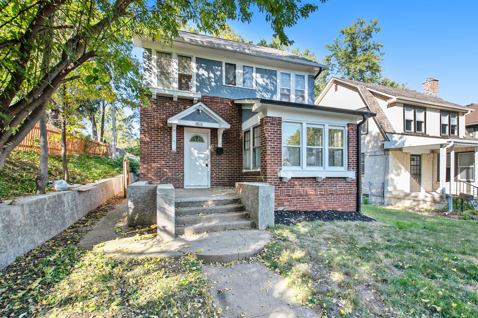 Omaha House: 4860 Cuming Street