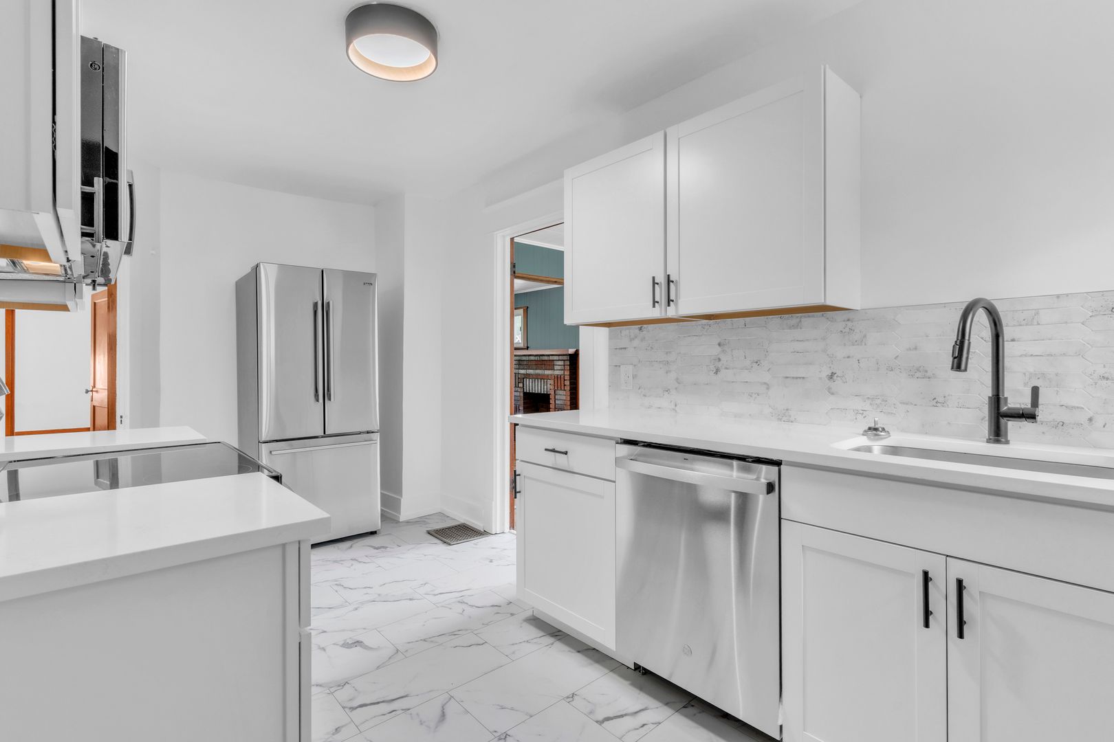 Rochester House: 441 Webster St