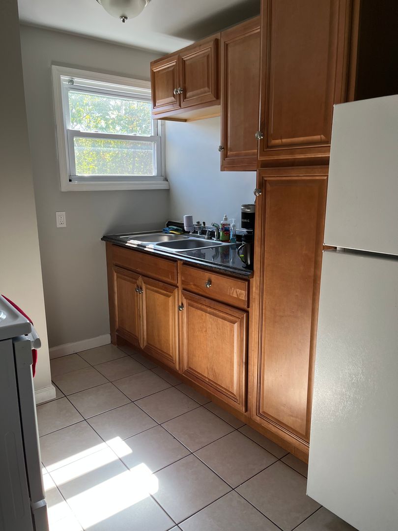 Pittsburgh Apartment: 43 S Fremont Ave