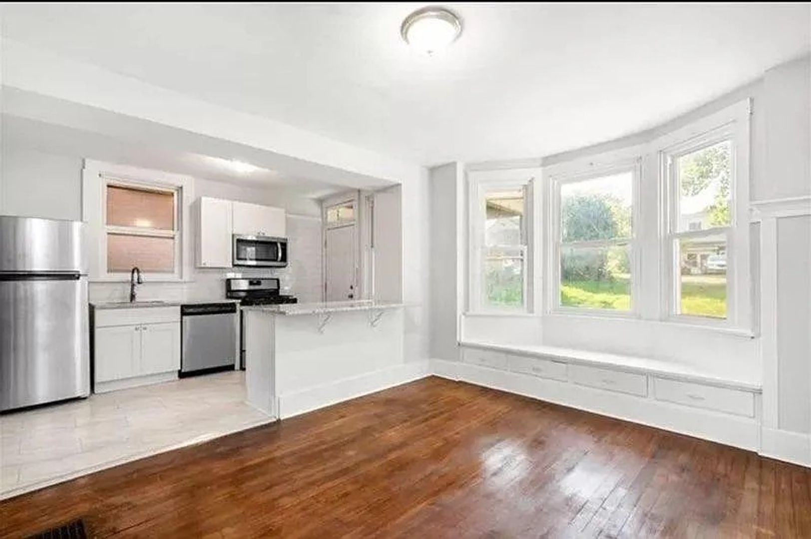Pittsburgh House: 1116 Bellaire Ave
