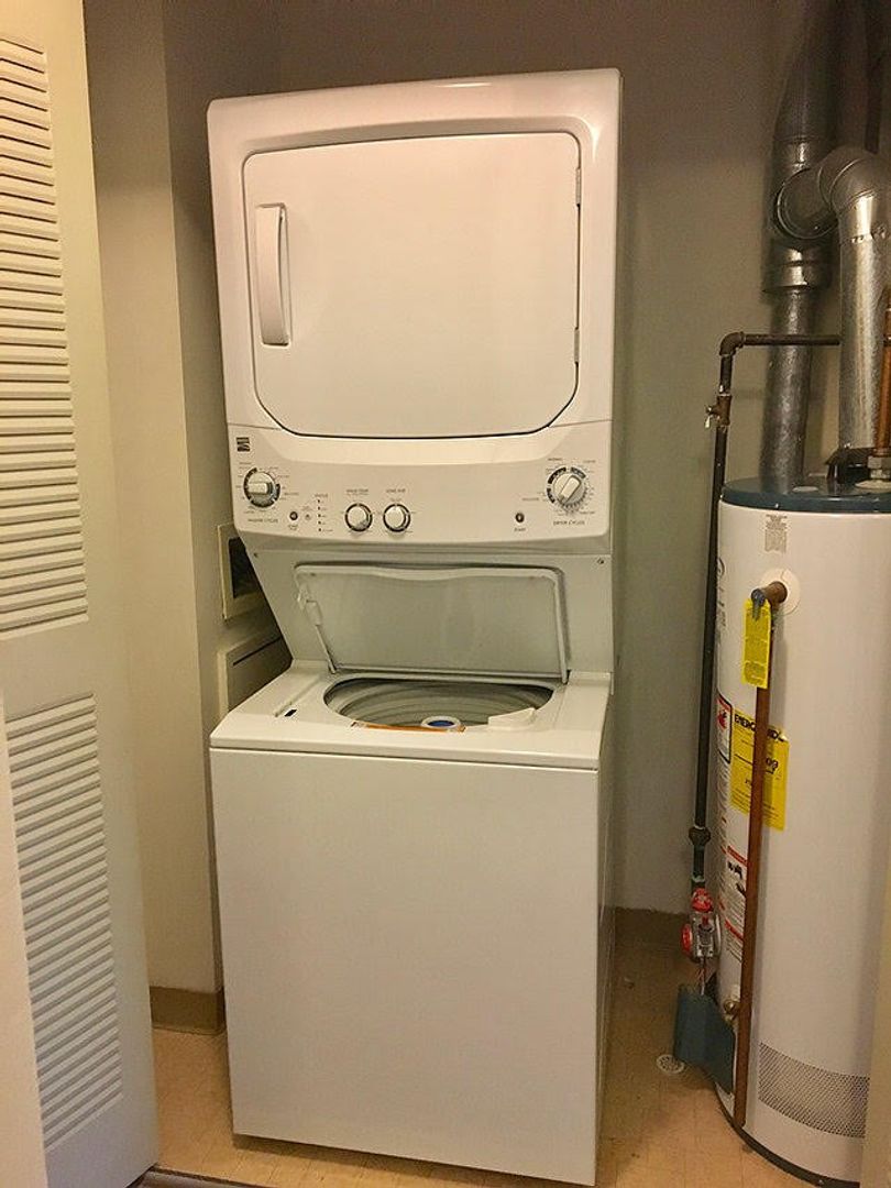 Laundry room at Flo-Mar Terraces (2 of 4)